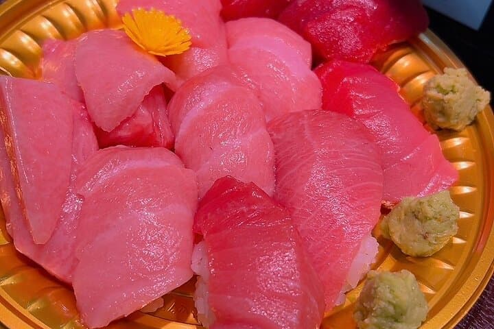 Tokyo: Tsukiji Fish Market Seafood & Street Eats — photo 4