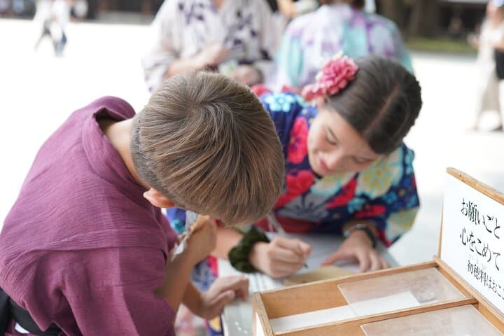 Tokyo, Shibuya: Meiji Shrine Tour in KIMONO / English-friendly — photo 2