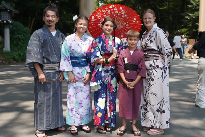 Tokyo, Shibuya: Meiji Shrine Tour in KIMONO / English-friendly — photo 12