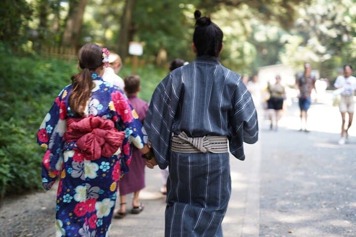 Tokyo, Shibuya: Meiji Shrine Tour in KIMONO / English-friendly — photo 5