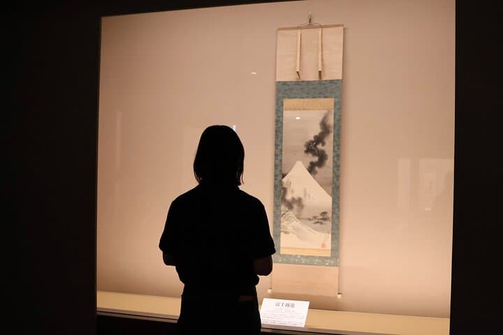 Half Day Walking Tour in Obuse Hokusai Local Specialties — photo 4
