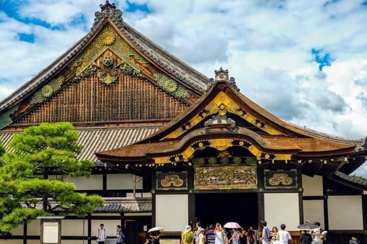 Kyoto: Golden Pavilion, Nijo Castle, Nishiki Market. Private — photo 8