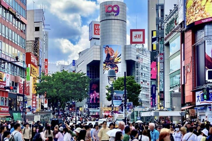 All Inclusive Private "Neo Tokyo Tour" on a Luxury Car — photo 1