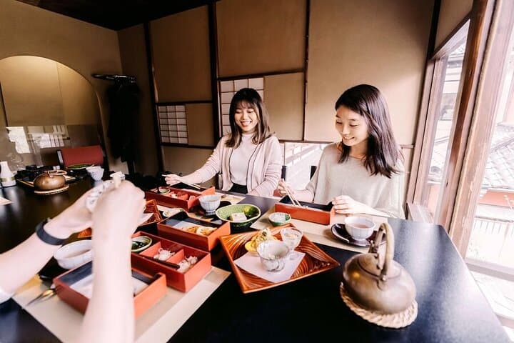 Kyoto Best Food Tour With A Guide — photo 6