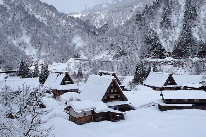 Shirakawago and Takayama 2 Days Tour from Nagoya — photo 7