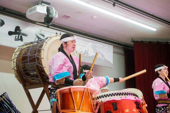 Mt Fuji & Hakone Cruise, Drum Show Bus 1 Day from Tokyo — photo 14