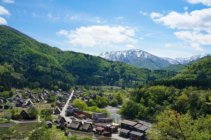 Takayama and Shirakawa go Japan Scenic Tour from Kanazawa — photo 5