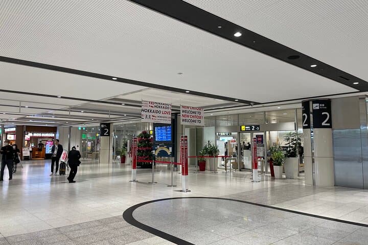 CTS-Sapporo Transfer (Standard Taxi /up to 3guests) — photo 4