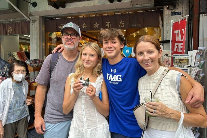 Tokyo: Tsukiji Fish Market Food and Walking tour — photo 13
