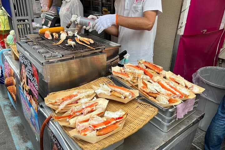 Tokyo: Tsukiji Fish Market Food and Walking tour — photo 18