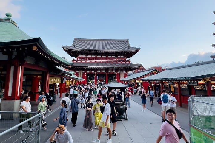Tokyo private tour with English speaking driver — photo 3