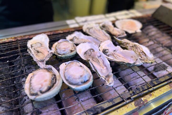 Tokyo Tsukiji Fish Market Food and Walking Tour — photo 10