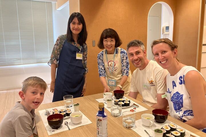 Sushi Roll and Side Dish Cooking Experience in Tokyo — photo 2