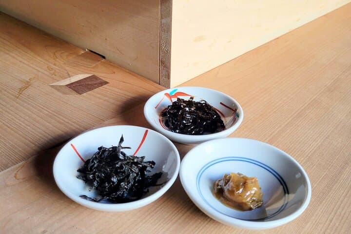 Kamakura Small Group Onigiri making and Sake Tasting in Sake Bar — photo 6