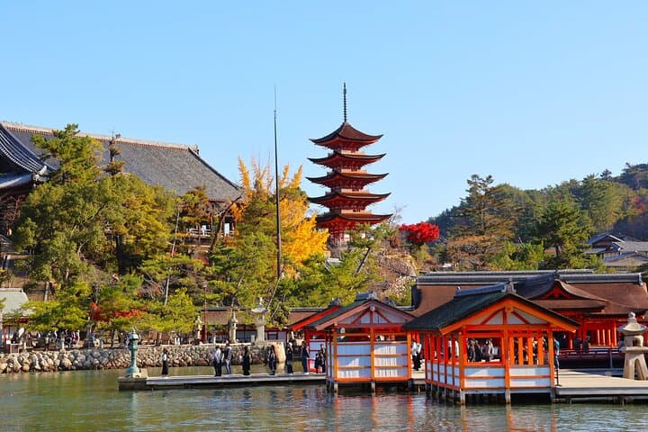 Hiroshima & Miyajima 1 Day Bus Tour with Bullet Train Tickets — photo 7