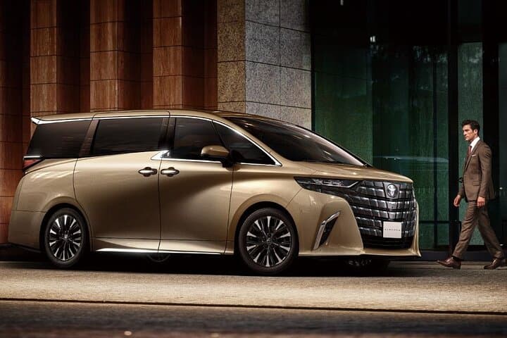 Pick Up Service Between Tokyo City and Tokyo Airport (HND/NRT)