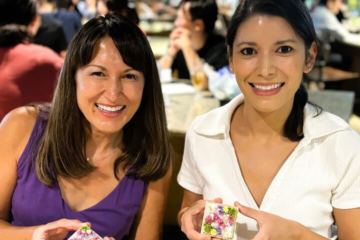 Experience Crafting a Flower Adorned Miniature Japanese Garden — photo 6