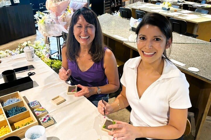 Experience Crafting a Flower Adorned Miniature Japanese Garden — photo 5