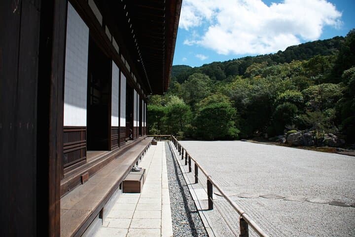 Yu's Personalized Kyoto Tour with Photo: Samurai/Geisha History — photo 11