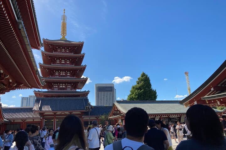 Tokyo: Old Town Asakusa Guided Tour -Senso-ji Temple Visit — photo 10