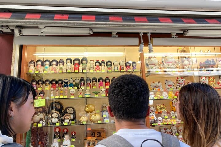 Tokyo: Old Town Asakusa Guided Tour -Senso-ji Temple Visit — photo 12