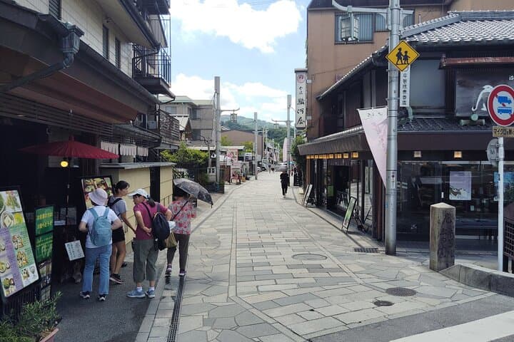 Kyoto: Enjoy Byodoin Temple and Tea Sweets — photo 10