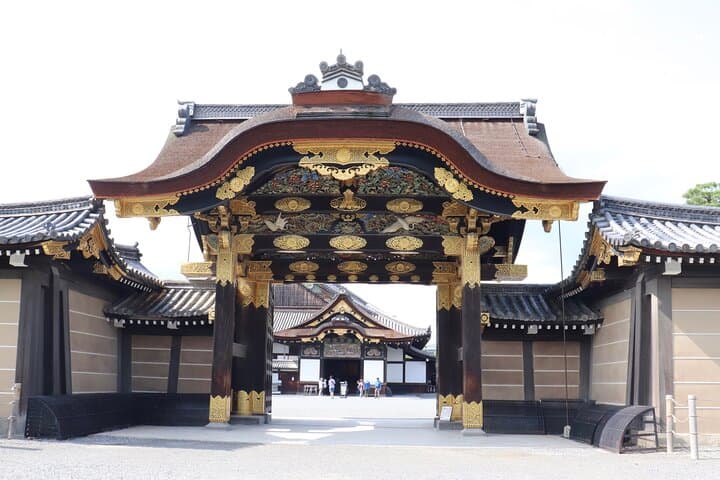 Exploring the Culture of Shogun and Samurai Shared Tour — photo 3