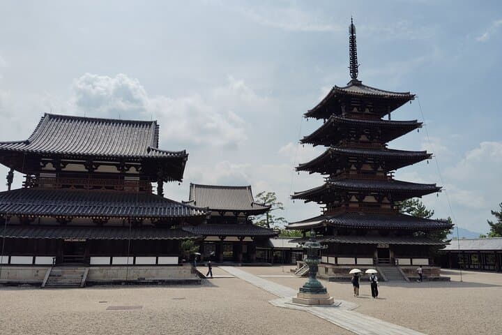 Nara: Hōryū-ji Guided Tour - World’s Oldest Wooden Building — photo 14