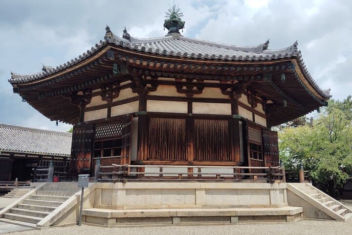 Nara: Hōryū-ji Guided Tour - World’s Oldest Wooden Building — photo 4