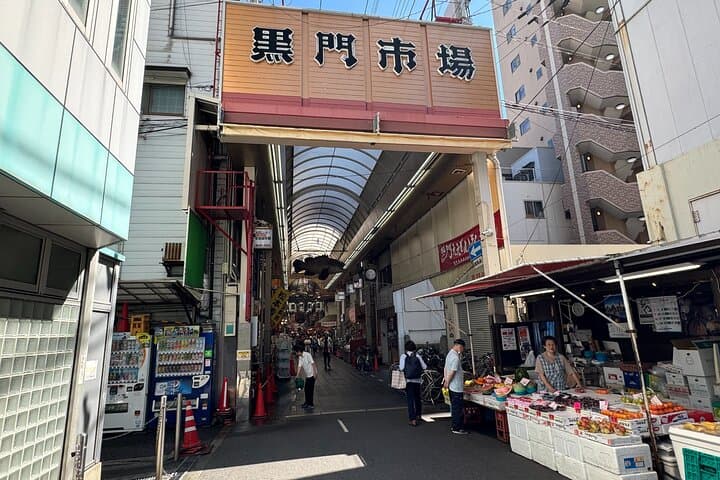 1.5 Hour Food Tour at the Kuromon Market in Osaka — photo 11