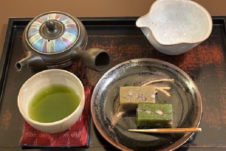 Hakata Old Town Walking Tour Tracing the True History of Fukuoka — photo 2