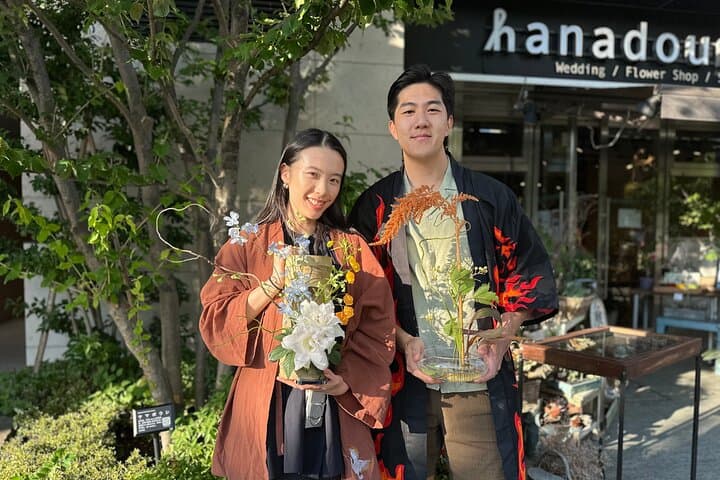Japanese flower arranging (Ikebana) Experience/Workshop in Tokyo — photo 15