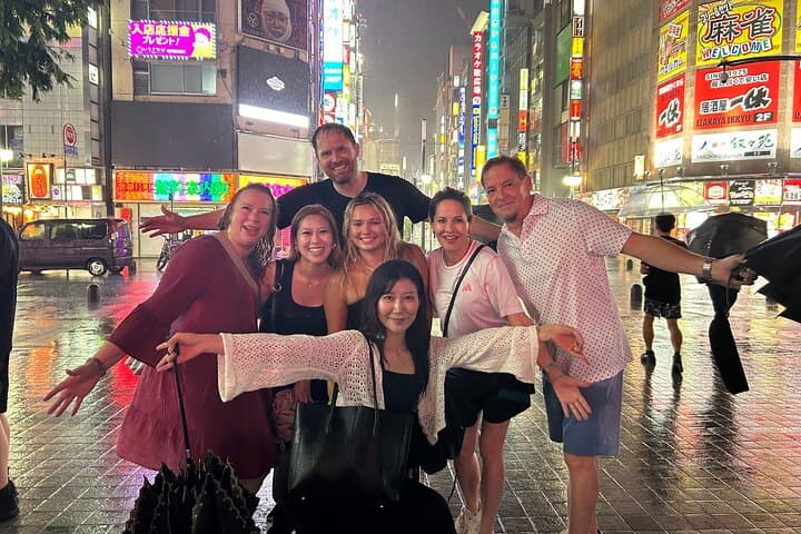 Christmas Magic in Tokyo! Private & Family-Friendly Walking Tour — photo 9