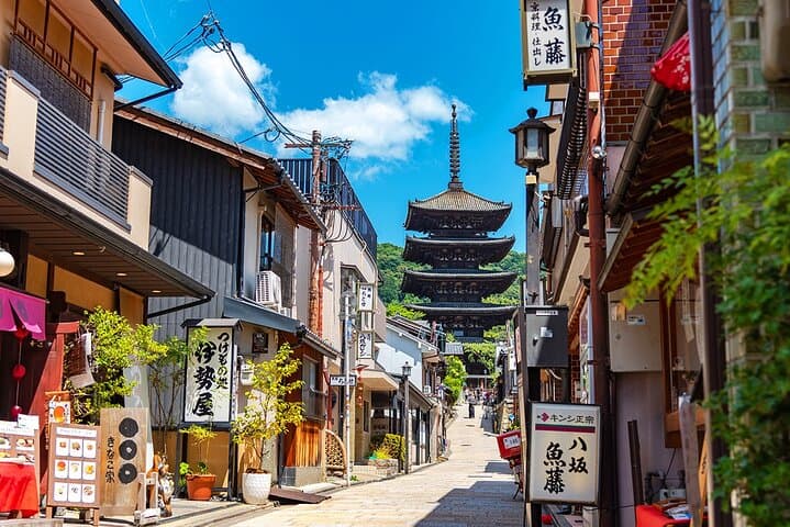 Kyoto Full day Tour Kinkakuji, Kiyomizu-dera and Fushimi Inari — photo 9