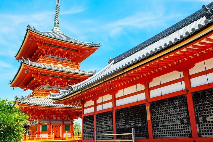 Kyoto Full day Tour Kinkakuji, Kiyomizu-dera and Fushimi Inari — photo 16