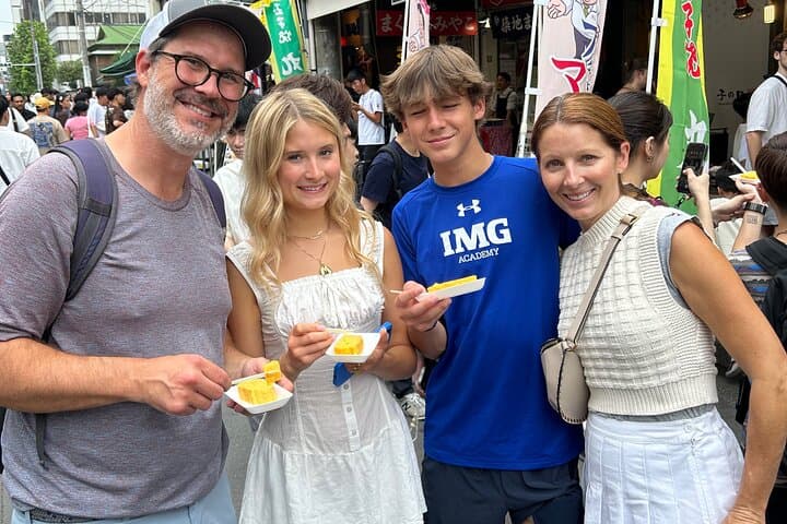 Tokyo Tsukiji Fish Market Food and Walking Tour — photo 14