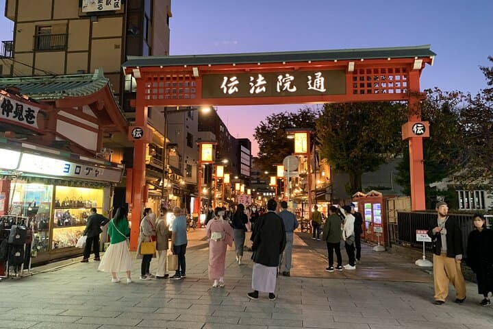 Asakusa: Culture exploring bar visits after history tour — photo 13