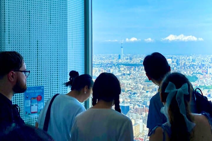 Tokyo : Aquarium Backyard Tour and Tokyo View Observatory — photo 15