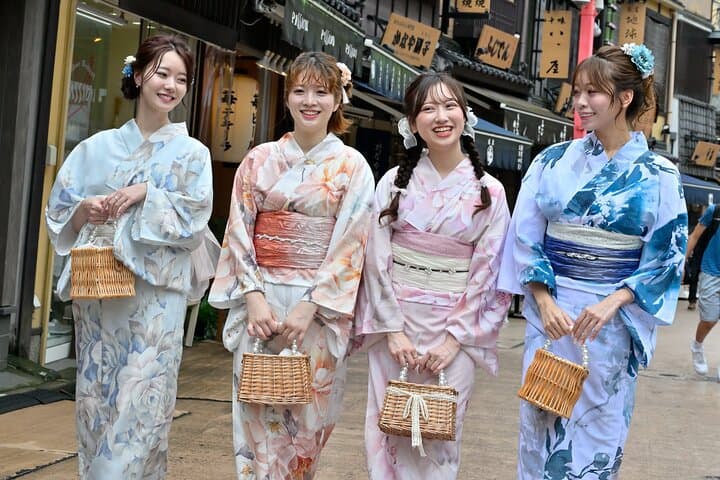 Kimono rental in Asakusa Tokyo — photo 16