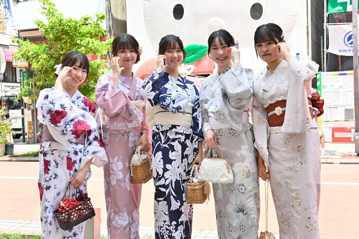 Kimono rental in Asakusa Tokyo — photo 17