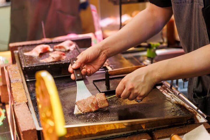 Kyoto Nishiki Market Food and Culture Walking Tour (5 Tastings) — photo 4