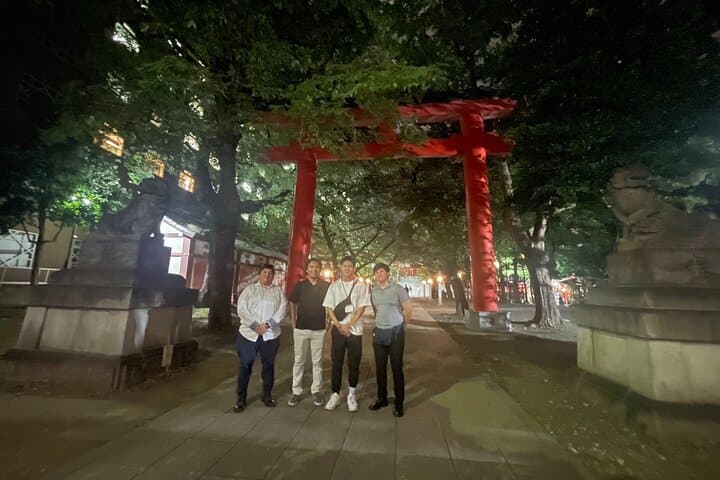 Shinjuku Night tour Include drinks and food w/ Local Guide — photo 8