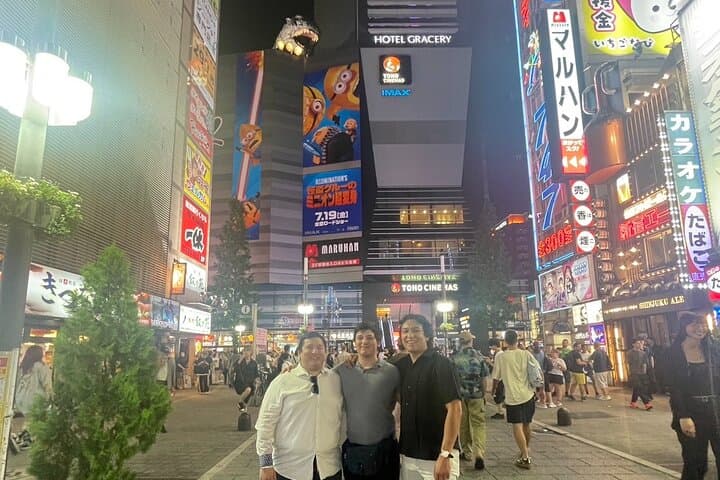 Shinjuku Night tour Include drinks and food w/ Local Guide — photo 11