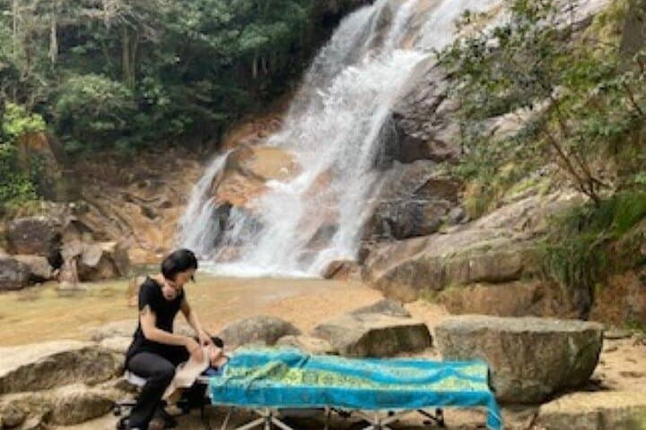 Zen Waterfall Retreat: Spiritual Purification & Nature Head Spa