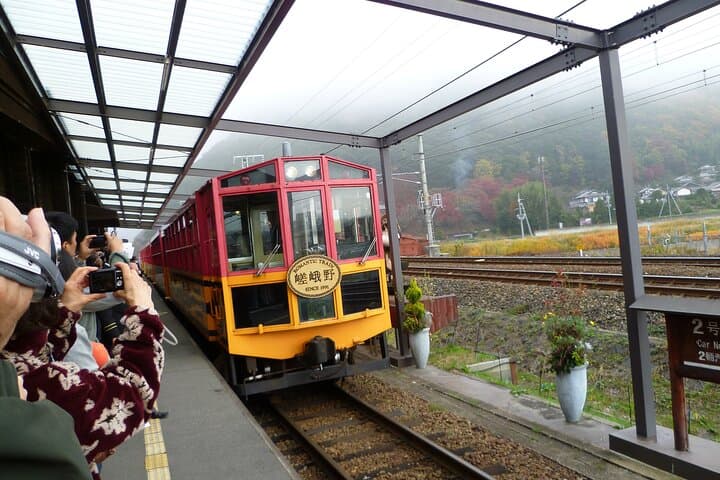 Arashiyama Walking Tour with Optional Sagano Romantic Train Ride — photo 14