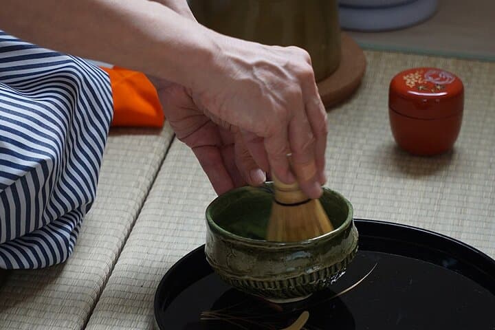 Learn The Tea Ceremony And Make Your Matcha Tea Bowl In Osaka — photo 14