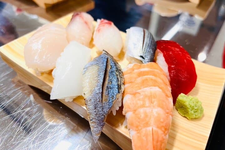Sushi Making Experience Class in Naha Makishi Public Market — photo 5