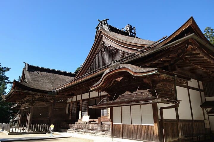 Private Tour at the Sacred Sites in Koyasan — photo 2