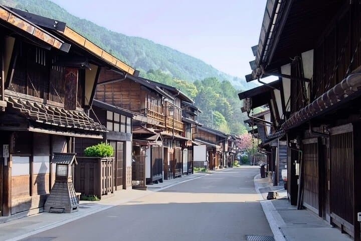 Shirakawago Heritage and Hida Takayama Day Tour from Nagoya — photo 2
