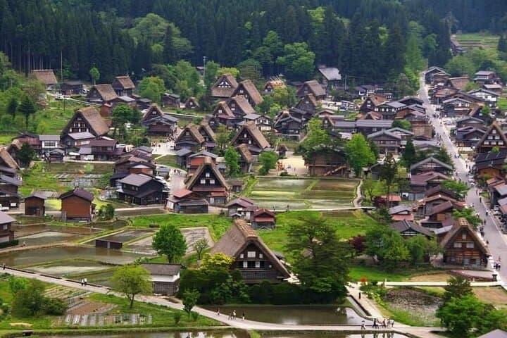 Shirakawago Heritage and Hida Takayama Day Tour from Nagoya — photo 4